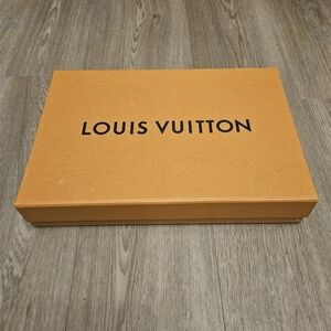 EMPTY Louis Vuitton Magnetic Gift Box